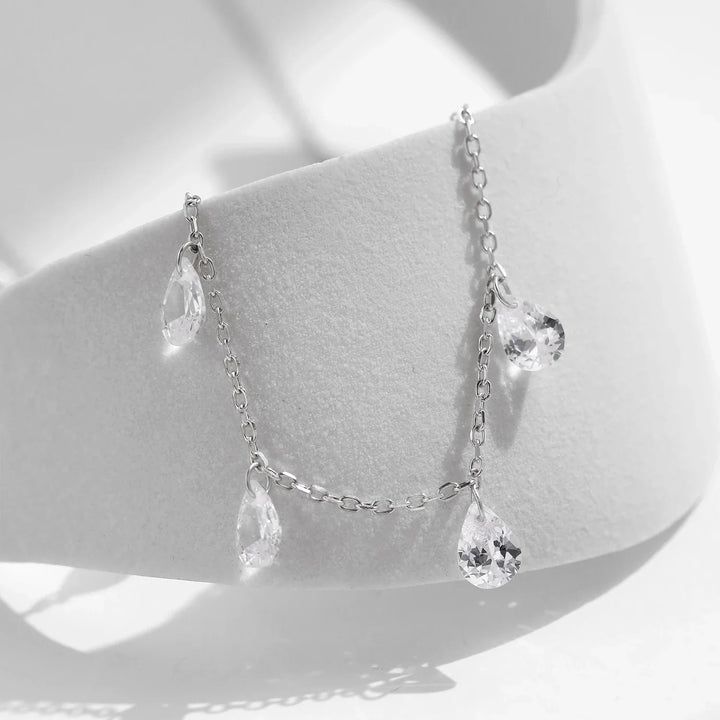 Sparkling Zircon Stapelbart nyckelbenshalsband med choker